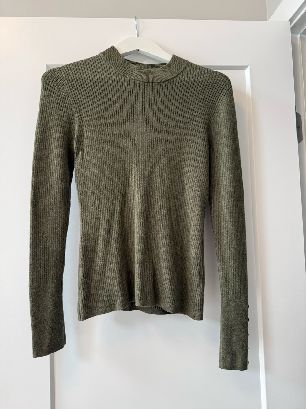 Guess Ribbed Long Sleeve Sweater — Olive Green Size L